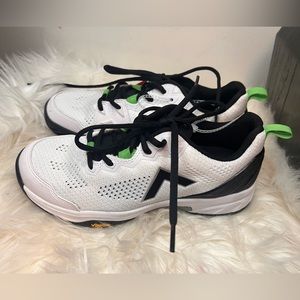 Vibram Tyrol Women’s Tennis Shoes NWT